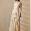 Cremefarbenes Abendkleid „Talbert“ von Ralph Lauren aus Crêpe-Satin mit Rücken