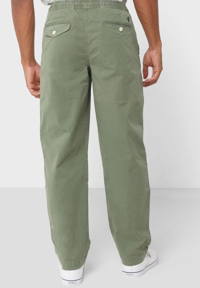 Grüne Herren-Chinohose mit Kordelzug und entspannter Passform von Ralph Lauren